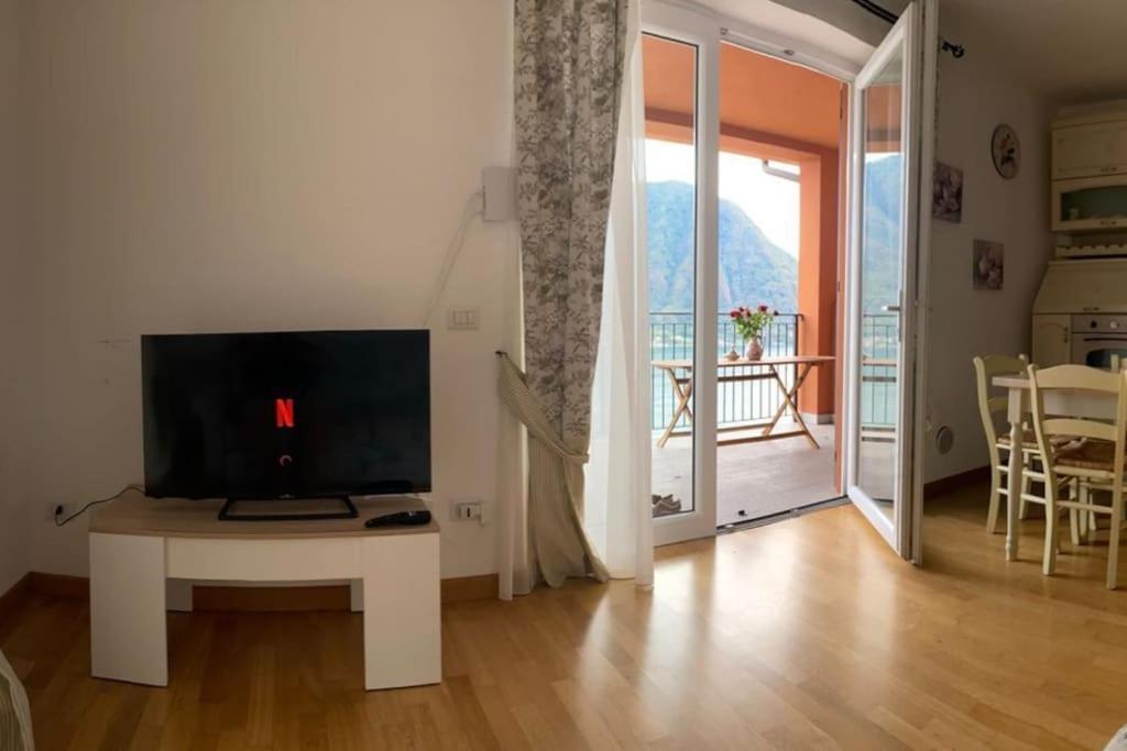Vista Lago Panoramica Colonno 외부 사진